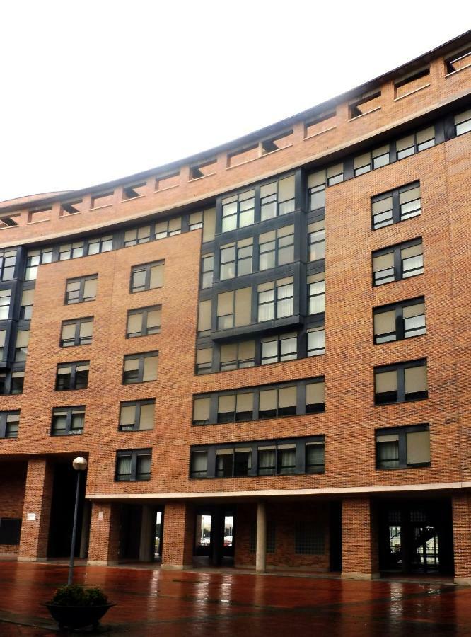 شقة Atico En Pamplona Baranain المظهر الخارجي الصورة